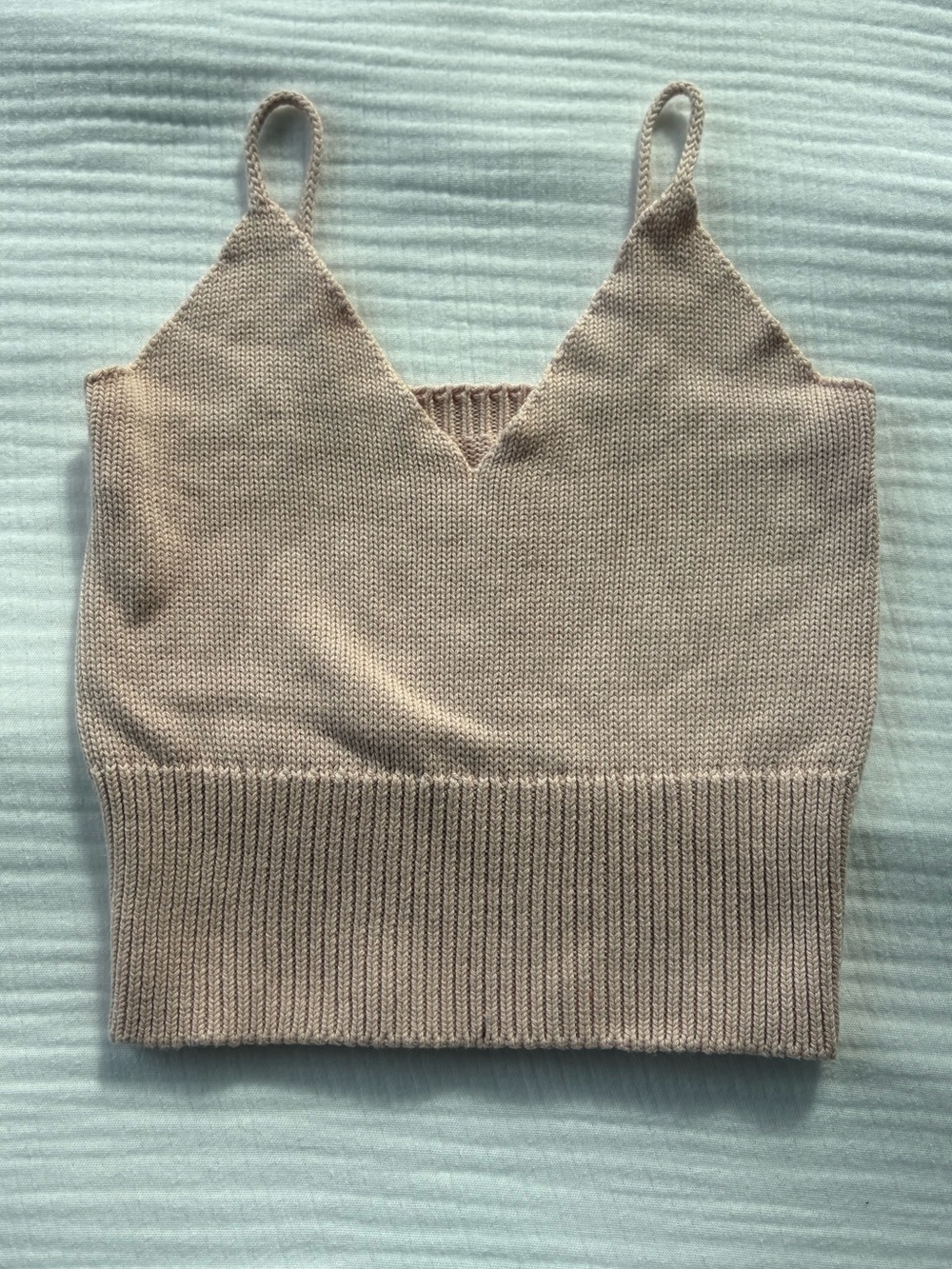 Brandy Melville Knit V-Neck Cotton Tank Top Pink OS Cropped Sleeveless Women’s